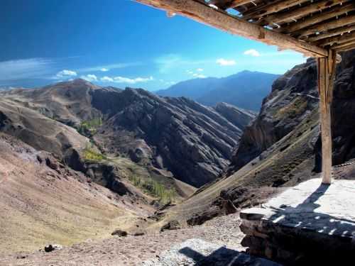 TREKKING IN IRAN 2013